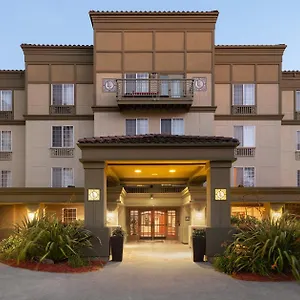Hotel Larkspur Landing Extended Renton