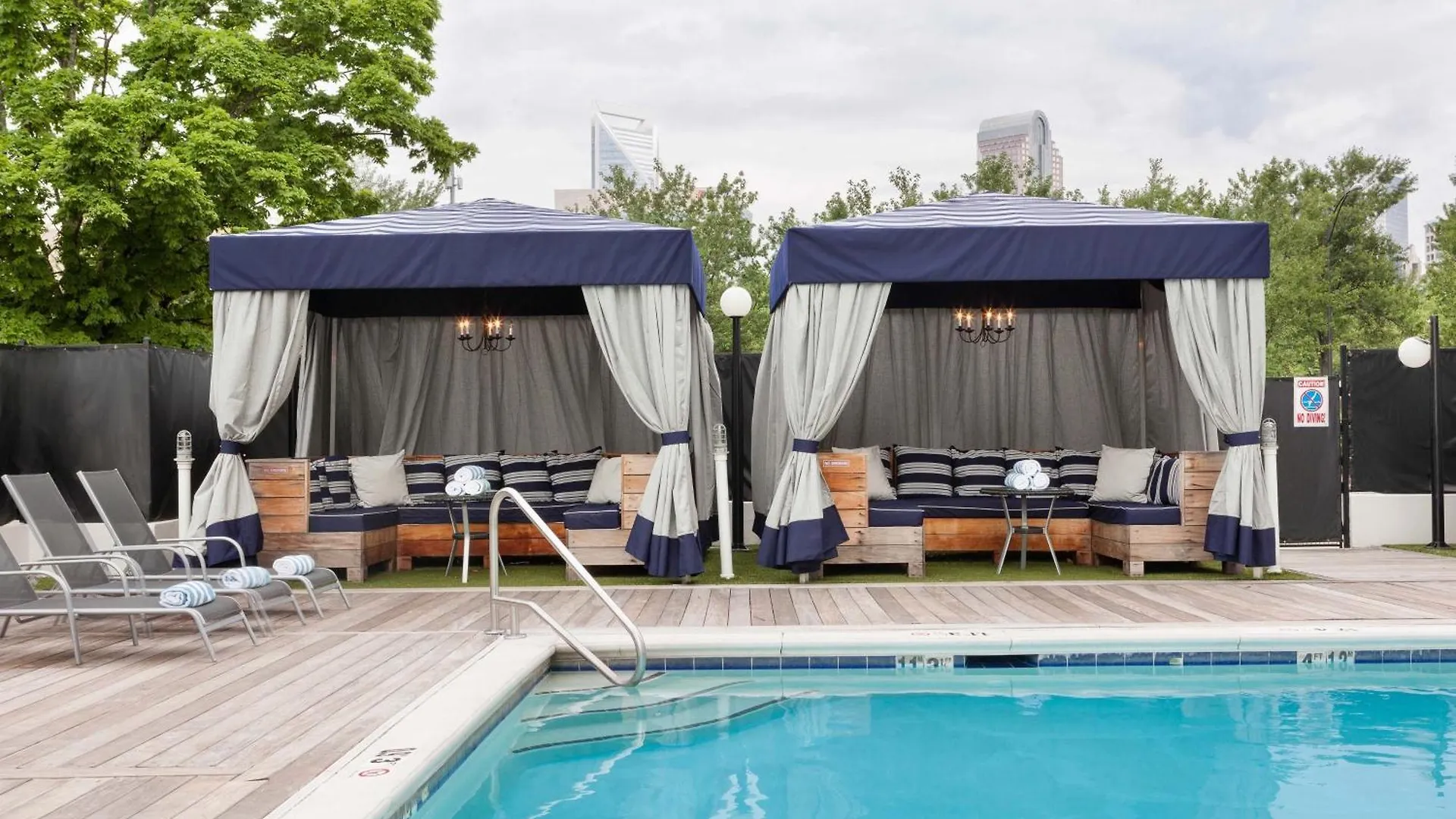 Le Meridien Charlotte Hotel 4*,  United States